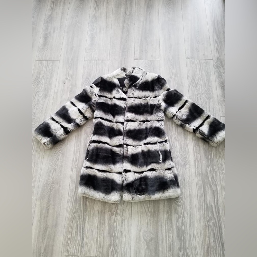 Real rabbit fur women’s warm winter coat